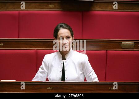 Segolène Royal, membre du parti socialiste français, photographié à l'Assemblée nationale à Paris, France, le 21 mars 2006. Photo de Thierry Orban/ABACAPRESS.COM Banque D'Images