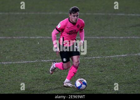 Birkenhead, Royaume-Uni. 02 février 2021. Sammie Szmodics de Peterborough Unis en action. Trophée Papa John's, match de quart de finale du trophée EFL, Tranmere Rovers / Peterborough Utd à Prenton Park, Birkenhead, Wirral, le mardi 2 février 2021. Cette image ne peut être utilisée qu'à des fins éditoriales. Utilisation éditoriale uniquement, licence requise pour une utilisation commerciale. Aucune utilisation dans les Paris, les jeux ou les publications d'un seul club/ligue/joueur.pic par Chris Stading/Andrew Orchard sports Photography/Alamy Live News crédit: Andrew Orchard sports Photography/Alamy Live News Banque D'Images