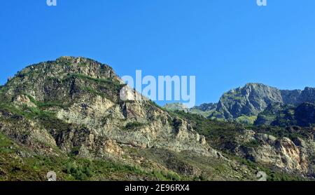 Nature du beau village de Benasque dans les Pyrénées, Espagne. Banque D'Images