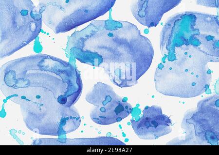 Arrière-plan abstrait bleu ciel aquarelle. Texture peinte à la main, éclaboussures, gouttes Banque D'Images