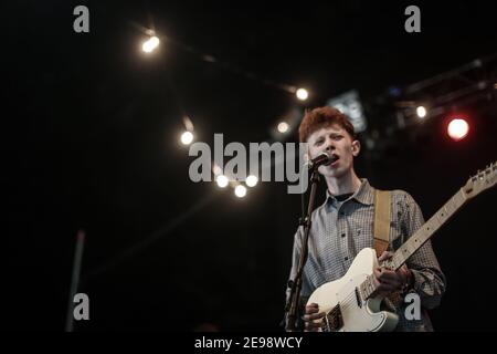 Roi Krule (nom réel Archy Marshall) Représentation en direct sur scène au festival Field Day à Victoria Park à Londres Banque D'Images