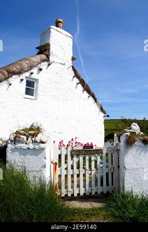 Cottage typique dans le village pittoresque de Cregneash sur l'île de Man. Le village est un museuu vivant, Banque D'Images