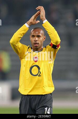 Thierry Henry d'Arsenal lors de la Ligue des champions de l'UEFA, quart de finale, deuxième jambe, Juventus contre Arsenal à Turin, Italie, le 5 avril 2006. Le jeu s'est terminé par un tirage 0-0. Photo de Christian Liewig/ABACAPRESS.COM Banque D'Images