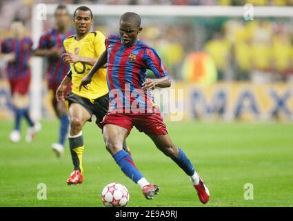 Samuel ETO'o de Barcelone en action lors de la finale de la Ligue des Champions, Barcelone contre Arsenal, au Stade de France, à Saint Denis, près de Paris, France, le 17 mai 2006. Barcelone a gagné 2-1. Photo de Christian Liewig/CAMELEON/ABACAPRESS.COM Banque D'Images