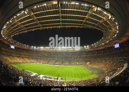 vue générale de la 'Stade de France' lors de la finale de la Ligue des champions de l'UEFA, Arsenal contre FC Barcelone, à Saint Denis, près de Paris, France, le 17 mai 2006. Barcelone a gagné 2-1. Photo de Christophe Guibbbaud/Cameleon/ABACAPRESS.COM Banque D'Images