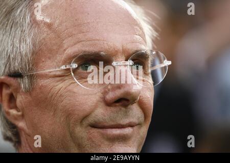L'entraîneur d'Angleterre Sven-Goran Eriksson lors de la coupe du monde 2006, Groupe B, Suède contre l'Angleterre au stade Rhein-Energie-Stadion à Cologne, Allemagne, le 20 juin 2006. Le match s'est terminé par le tirage au sort de 2-2. Photo de Christian Liewig/ABACAPRESS.COM Banque D'Images
