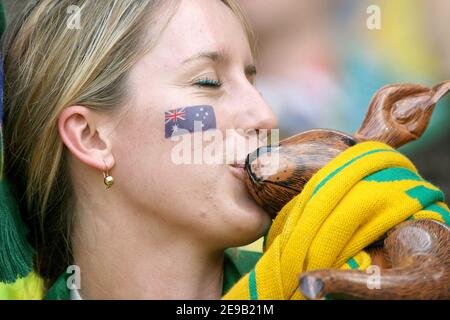 Fan de l'Australie lors de la coupe du monde 2006, deuxième tour, Australie contre Italie au Fritz-Walter-Stadion à Kaiserslautern, Allemagne, le 26 juin 2006. L'Italie a gagné 1-0 sur un coup de pénalité de dernière minute. Photo de Gouhier-Hahn-Orban/Cameleon/ABACAPRESS.COM Banque D'Images