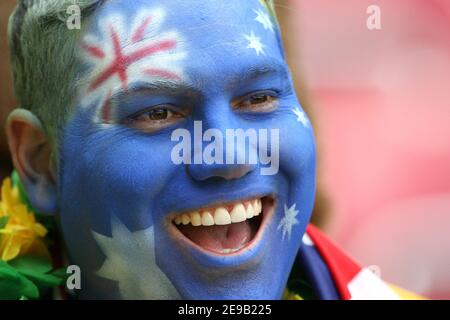 Fan de l'Australie lors de la coupe du monde 2006, deuxième tour, Australie contre Italie au Fritz-Walter-Stadion à Kaiserslautern, Allemagne, le 26 juin 2006. L'Italie a gagné 1-0 sur un coup de pénalité de dernière minute. Photo de Gouhier-Hahn-Orban/Cameleon/ABACAPRESS.COM Banque D'Images