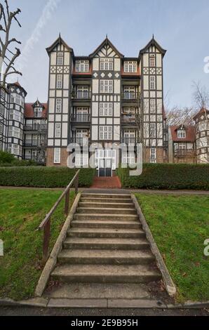 holly lodge mansions mock tudor maisons Banque D'Images