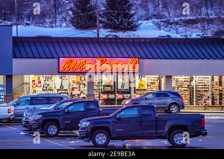 Athènes, États-Unis. 02 février 2021. Un logo Autozone est vu dans l'un de leurs magasins à Athènes crédit: SOPA Images Limited/Alay Live News Banque D'Images