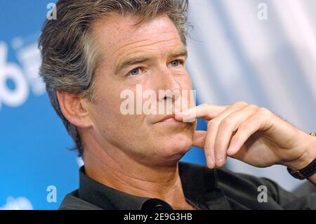 Pierce Brosnan assiste à une conférence de presse pour son nouveau film, 'Seraphim Falls', au Festival du film de Toronto, au Canada, le 13 septembre 2006. Photo par Olivier Douliery/ABACAPRESS.COM Banque D'Images