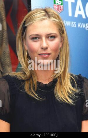 Le joueur de tennis Maria Sharapova fait une apparition à Bloomingdale's pour lancer la nouvelle MONTRE TAG Heuer le mardi 22 août 2006 à New York City, New York. Photo de Gregorio Binuya/ABACAPRESS.COM Banque D'Images