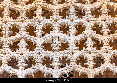 Ornement au monastère de Batalha au Portugal Banque D'Images