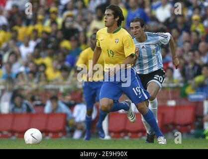 Ricardo Leite de Kaka au Brésil en action pendant le match international amical, Brésil contre l'Argentine au stade Emirates, à Londres, Royaume-Uni, le 3 septembre 2006. Le Brésil a gagné 3-0. Photo de Christian Liewig/ABACAPRESS.COM Banque D'Images