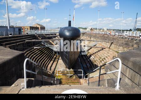 HM sous-marin Ocelot, un sous-marin de la Royal Navy de classe Oberon. Le bateau diesel - électrique est maintenant exposé en quai sec à l'historique Dockyard / Dockyards Chatham dans le Kent. ROYAUME-UNI. (121) Banque D'Images