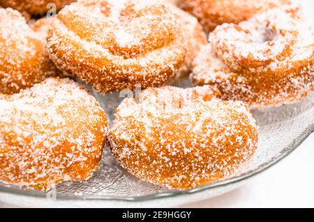 Gros plan de délicieux Rosquillas, des beignets typiquement espagnols Banque D'Images