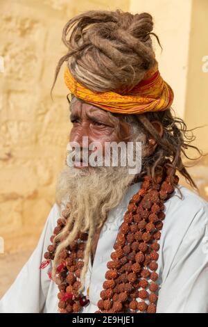 Inde Jaisalmer Portrait d'Un Sadhu ou d'un homme Saint Banque D'Images