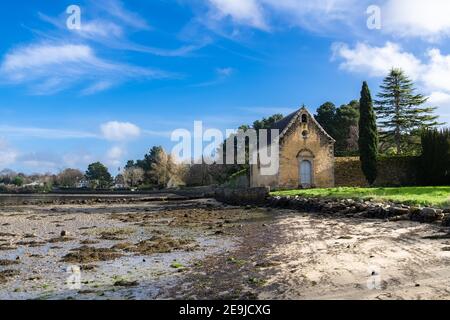 Bretagne, Ile-aux-Moines dans le golfe du Morbihan, chapelle du village Banque D'Images