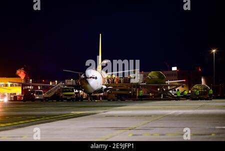 hoersching, autriche, 04 février 2021, boeing 737 cargo Banque D'Images