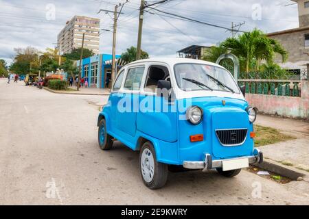 Fiat 600, voiture ancienne à Cuba Banque D'Images