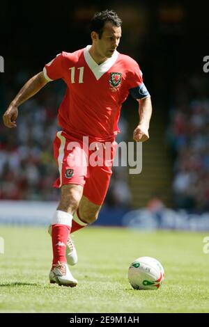 Le footballeur gallois Ryan Giggs joue son dernier match pour le pays de Galles contre la République tchèque au Millennium Stadium, Cardiff, pays de Galles. Banque D'Images