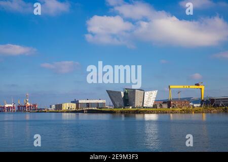 Royaume-uni, Irlande du Nord, Belfast, vue du Titanic Belfast museum Banque D'Images