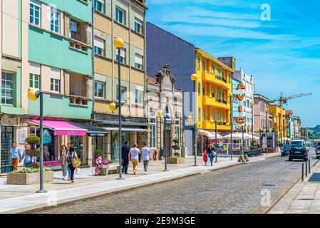 VIANA DO CASTELO, PORTUGAL, 24 MAI 2019 : vue sur la rue principale de Viana do Castelo au Portugal Banque D'Images