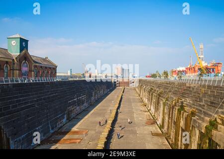 Royaume-Uni, Irlande du Nord, Belfast, Titanic's Dock and Pump House, Dry dock où titanic s'est assis à la veille de son premier et dernier voyage en avril Banque D'Images