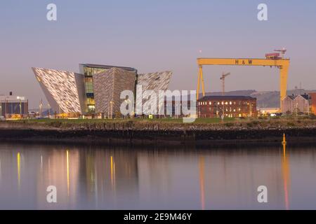 Royaume-uni, Irlande du Nord, Belfast, vue du Titanic Belfast museum Banque D'Images