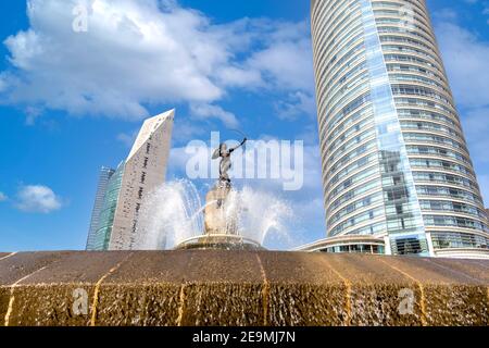 Mexico, Mexique-5 septembre 2020 : Fontaine Diana The Huntress, Fuente de la Diana Cazadora, située au rond-point du Paseo de la Reforma. Banque D'Images