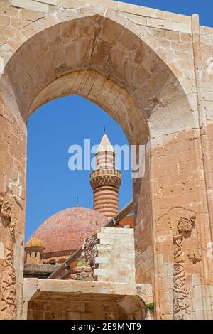 Palais Ishak Pasha du XVIIe siècle / İshak Paşa Sarayı, palais de l'époque ottomane dans le district Doğubeyazıt de la province de Ağrı, dans l'est de la Turquie Banque D'Images