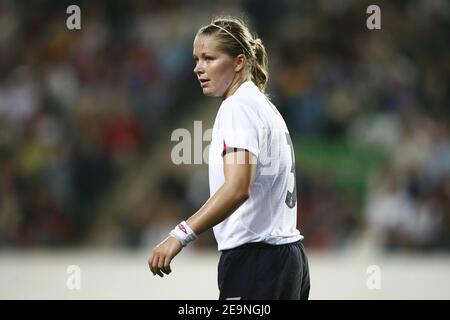 Unitt d'Angleterre lors du match de qualification européen féminin pour la coupe du monde de la Chine 2007, à Rennes, en France, le 30 septembre 2006. La correspondance s'est terminée par un tirage de 1-1. Photo de Christian Liewig/ABACAPRESS.COM Banque D'Images