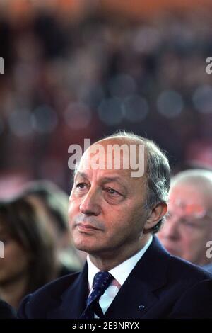 Laurent Fabius, candidat potentiel à l'élection présidentielle de 2007 lors d'une réunion à Pantin, France, le 8 octobre 2006. Photo de Mousse/ABACAPRESS.COM Banque D'Images