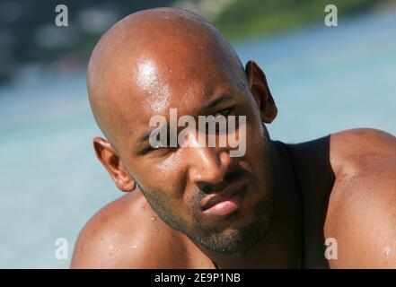 Photo non datée des Bolton Wanderers et du footballeur français Nicolas Anelka, sur l'île de la Martinique. Photo de Christian Liewig/ABACAPRESS.COM Banque D'Images