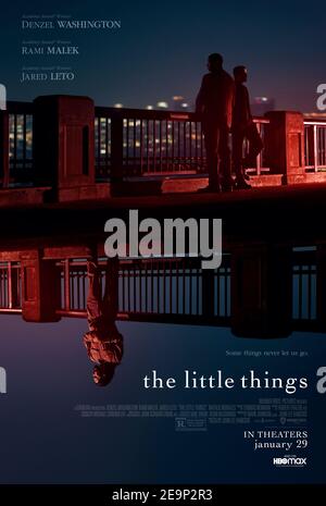 The Little Things (2021) réalisé par John Lee Hancock et mettant en vedette Denzel Washington, Rami Malek et Jared Leto. Un shérif adjoint est entraîné dans une enquête sur un tueur en série. Banque D'Images