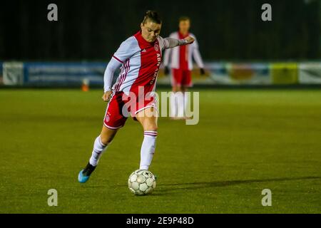 NIEUWEHORNE, PAYS-BAS - FÉVRIER 5: Sherida Spitse d'Ajax pendant le match de Womens TOTO KNVB Beker entre SC Heerenveen et Ajax au Sportpark Nieu Banque D'Images