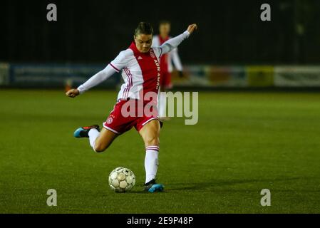 NIEUWEHORNE, PAYS-BAS - FÉVRIER 5: Sherida Spitse d'Ajax pendant le match de Womens TOTO KNVB Beker entre SC Heerenveen et Ajax au Sportpark Nieu Banque D'Images