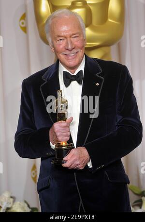 6 février 2021. DOSSIER : Christopher Plummer Dies à 91. Los Angeles, États-Unis. 27 février 2012. Christopher Plummer  286 crédit: Tsuni/USA/Alay Live News Banque D'Images