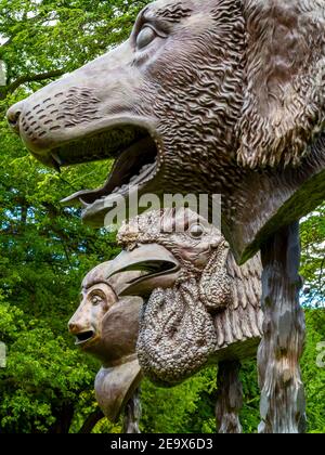 Cercle des animaux Zodiac Heads sculpture en bronze par ai Weiwei 2010 en exposition au Yorkshire Sculpture Park Wakefield Yorkshire England ROYAUME-UNI Banque D'Images