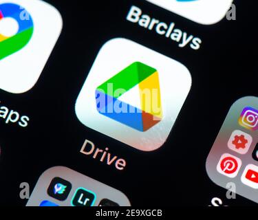 Icône de l'application Google Drive sur l'écran de l'iPhone d'Apple. Google Drive est un service de stockage et de synchronisation de fichiers. Banque D'Images