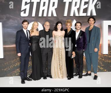 Patrick Stewart, Jeri Ryan, Jonathan Del Arco, Evan Evagora, Michelle Hurd. Acteurs de gauche, Harry Treadaway, ISA Briones à la première de 'Star Trek: Picard', Londres, Royaume-Uni 15 janvier 2020 Banque D'Images