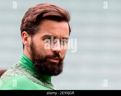 Easter Road, Édimbourg, Royaume-Uni. 6 février 2021. Scottish Premiership football, Hibernian versus Aberdeen; Darren McGregor of Hibernian Credit: Action plus Sports/Alay Live News Banque D'Images