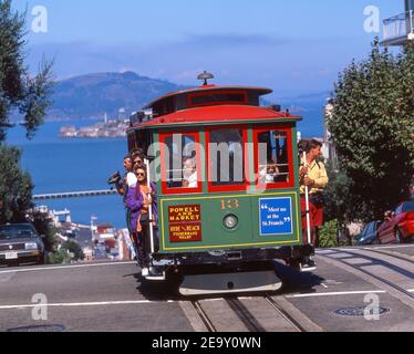 Un téléphérique sur Hyde Street, San Francisco, Californie, États-Unis d'Amérique Banque D'Images