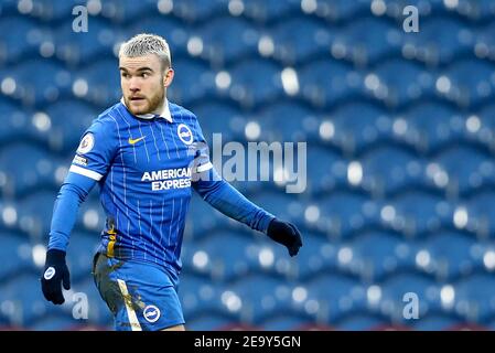 Burnley, Royaume-Uni. 06e février 2021. Aaron Connolly, de Brighton & Hove Albion, regarde. Premier League Match, Burnley v Brighton & Hove Albion au Turf Moor de Burnley, Lancs, le samedi 6 février 2021. Cette image ne peut être utilisée qu'à des fins éditoriales. Utilisation éditoriale uniquement, licence requise pour une utilisation commerciale. Aucune utilisation dans les Paris, les jeux ou les publications d'un seul club/ligue/joueur. photo par Chris Stading/Andrew Orchard sports Photography/Alamy Live News crédit: Andrew Orchard sports Photography/Alamy Live News Banque D'Images
