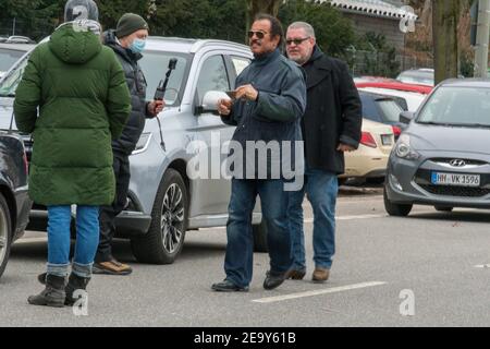 Kiezpirat, Schauspieler, Kalle Haverland, Führungsfahrzeug, Kiezgröße Kalle Schwensen, Autocorso Freiheitsfahrer, Querdenker, Coronaleugner, gegen Cor Banque D'Images