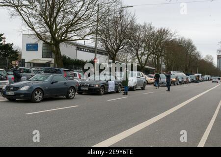 Kiezpirat, Schauspieler, Kalle Haverland, Führungsfahrzeug, Autocorso Freiheitsfahrer, Querdenker, Coronaleugner, gegen Coronamaßnahmen, Maskenverweig Banque D'Images