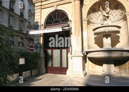 Le célèbre restaurant - la Fontaine Gaillon - géré par les acteurs français Gerard Depardieu et Carole bouquet, place Gaillon, à Paris, France, le 7 février 2005. Photo de Mousse/ABACA. Banque D'Images