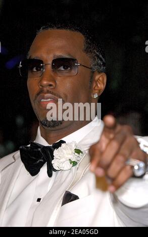 Sean P. Diddy Combs arrive à la Vanity Fair Post Oscars Party de 2005 qui s'est tenue à Morton's à Los Angeles, CA, États-Unis, le 27 février 2005. Photo de Hahn-Khayat-Nebinger/ABACA. Banque D'Images