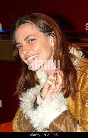 La chanteuse française Lio assiste à la première de 'tout pour Plaire' tenue à Gaumont Marignan sur les champs Elysées à Paris, France, le 8 mars 2005. Photo de Giancarlo Gorassini/ABACA. Banque D'Images