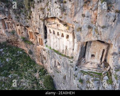 Tombeaux de roche lycienne, Dalyan, Turquie, aérien Banque D'Images